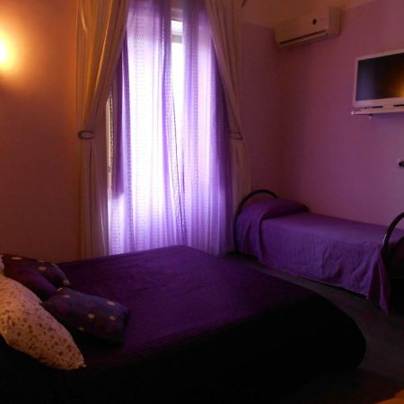 B&B Orlando Suites Catánia Buitenkant foto
