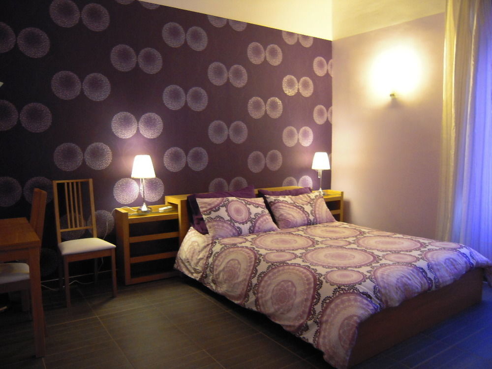 B&B Orlando Suites Catánia Buitenkant foto
