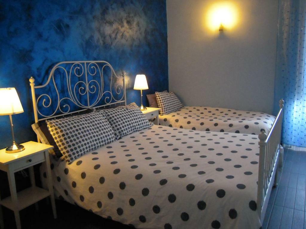B&B Orlando Suites Catánia Buitenkant foto