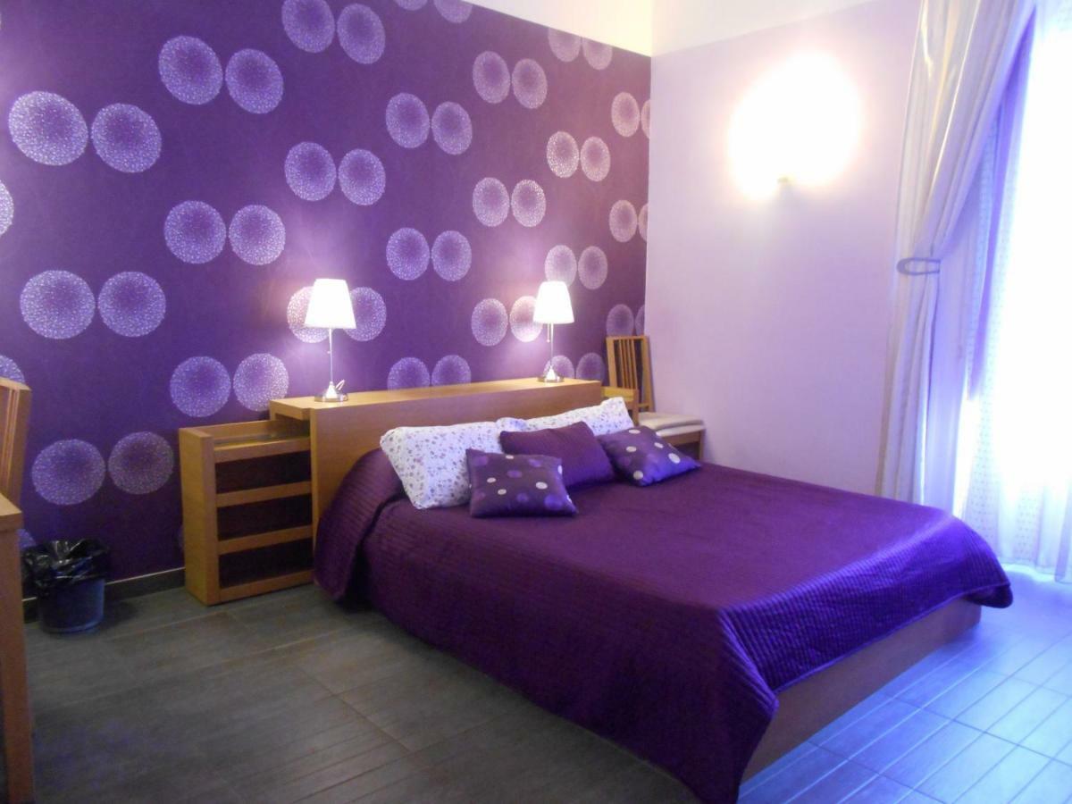 B&B Orlando Suites Catánia Buitenkant foto
