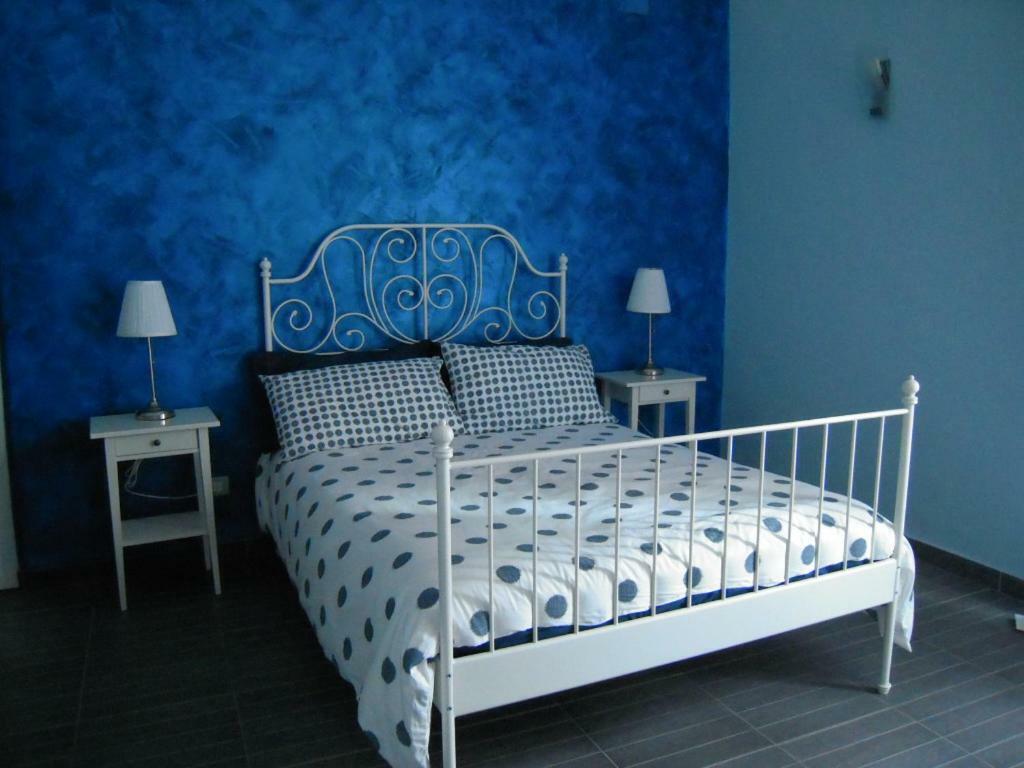 B&B Orlando Suites Catánia Buitenkant foto