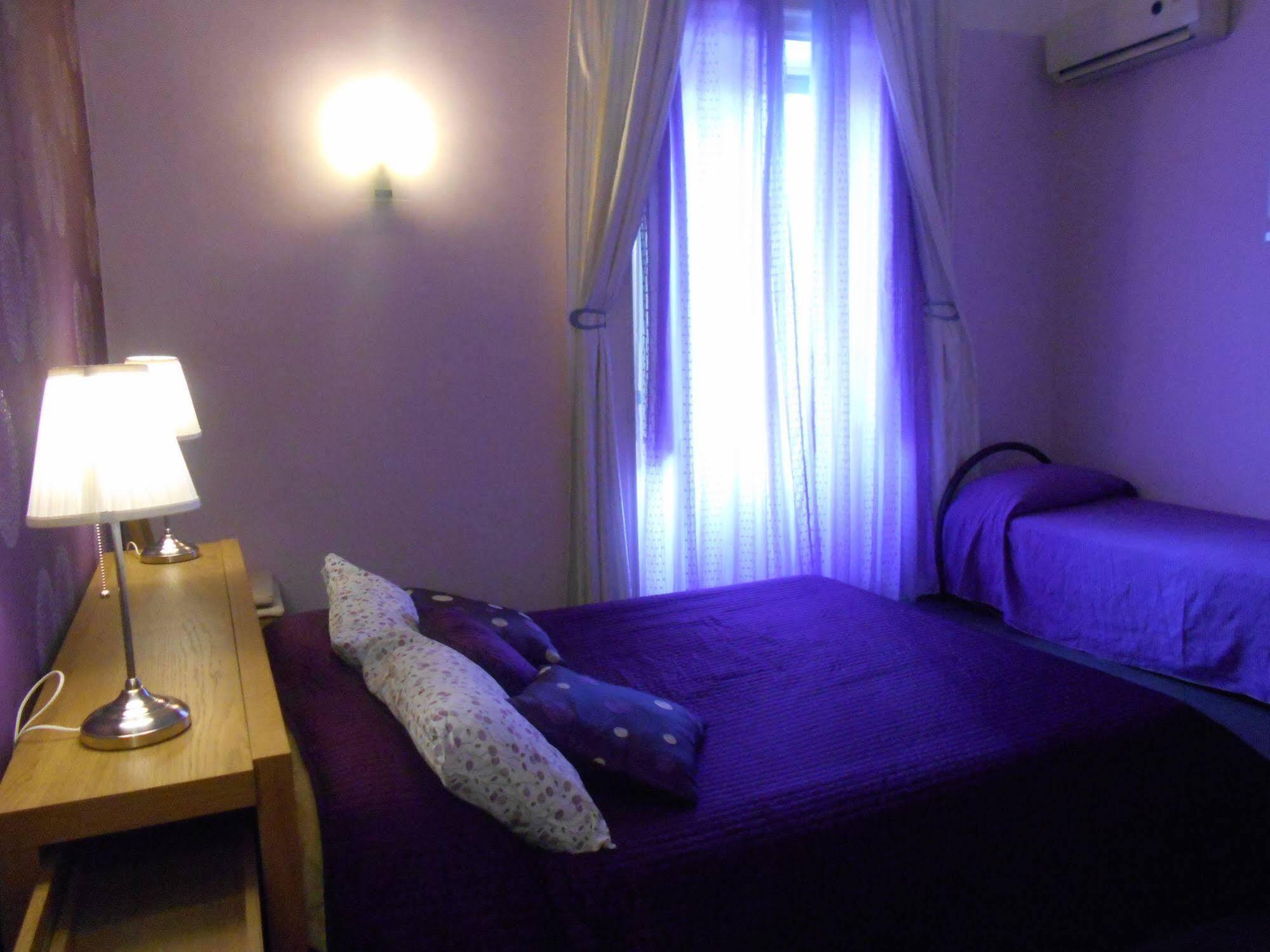 B&B Orlando Suites Catánia Buitenkant foto